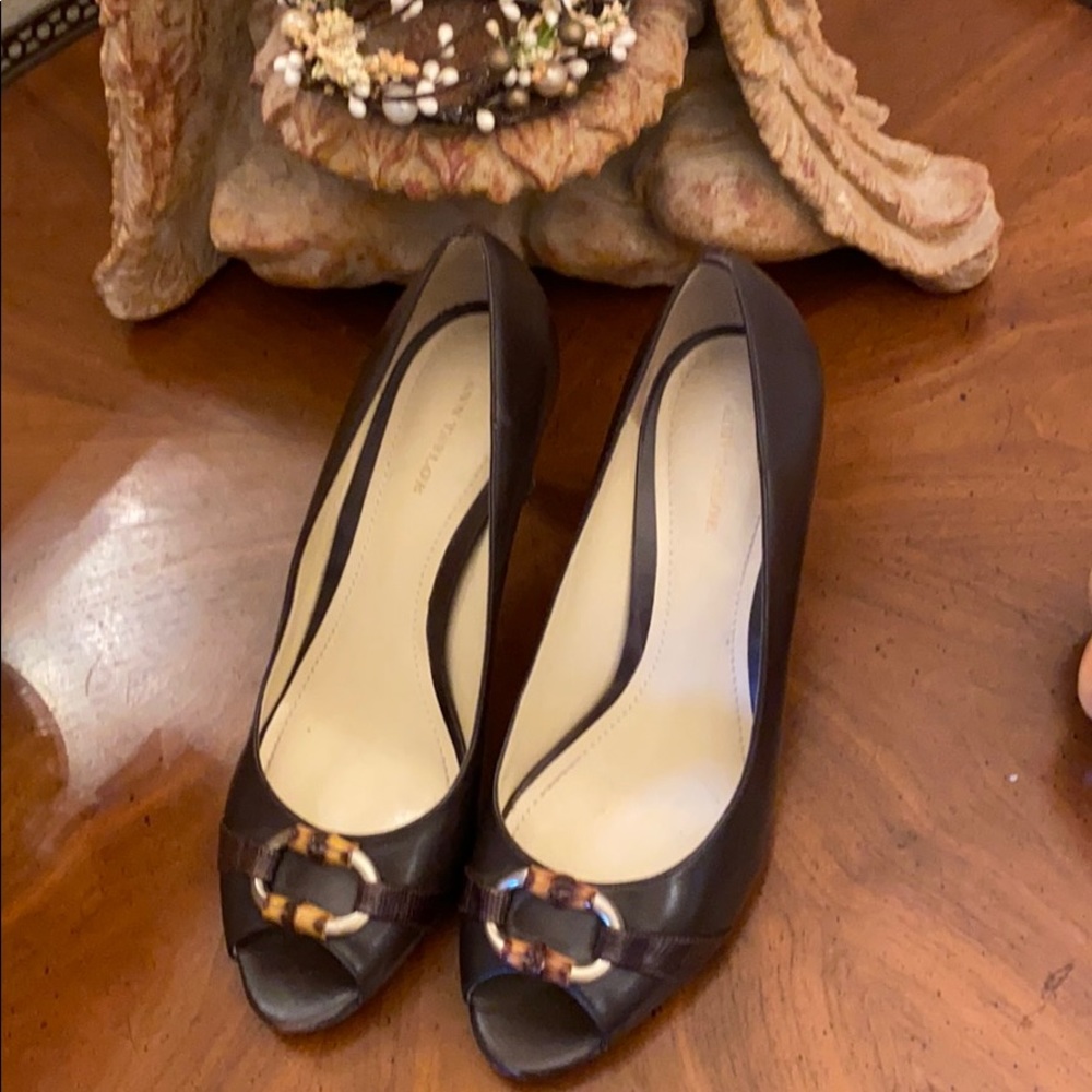 Ann Taylor brown leather heels 8 1/2 -Made in Brazil